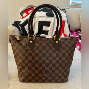 Authentic LV Damier Ebene Saleya PM